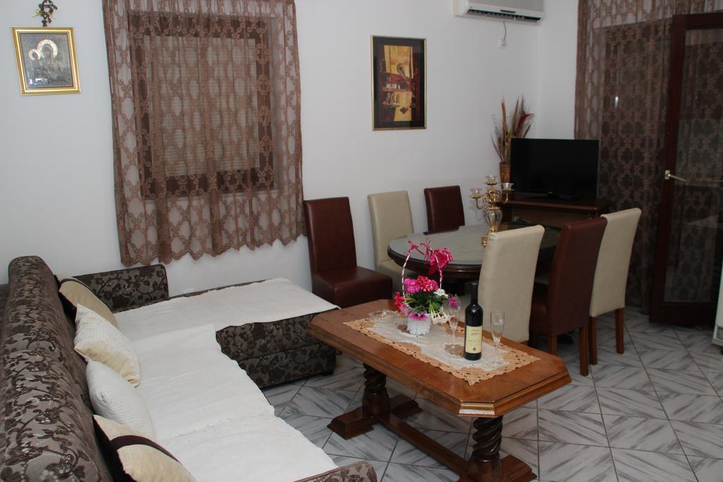 Apartment Glomazic Budva Room photo